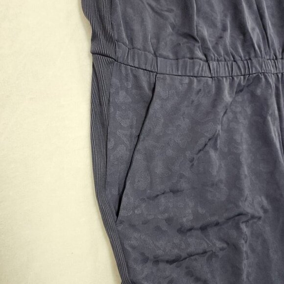 Athleta Brooklyn Textured Jumpsuit Leopard Size 22 Sleeveless Gray Violet - Picture 8 of 9